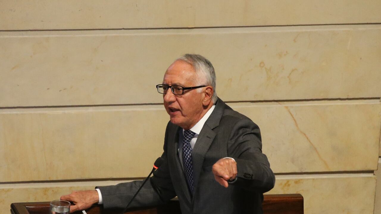 Guillermo Alfonso Jaramillo, ministro de Salud.