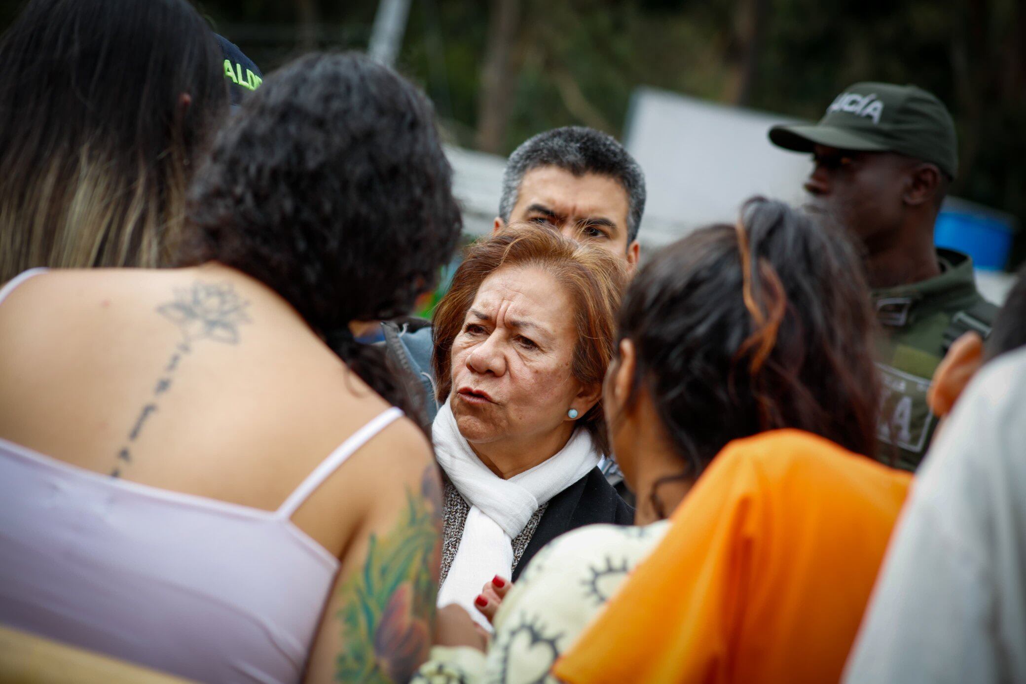 Muchos de los deportados esperan la llegada de sus antecedentes judiciales.