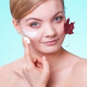 El cuidado de la piel debería tenerse en cuenta desde la juventud.