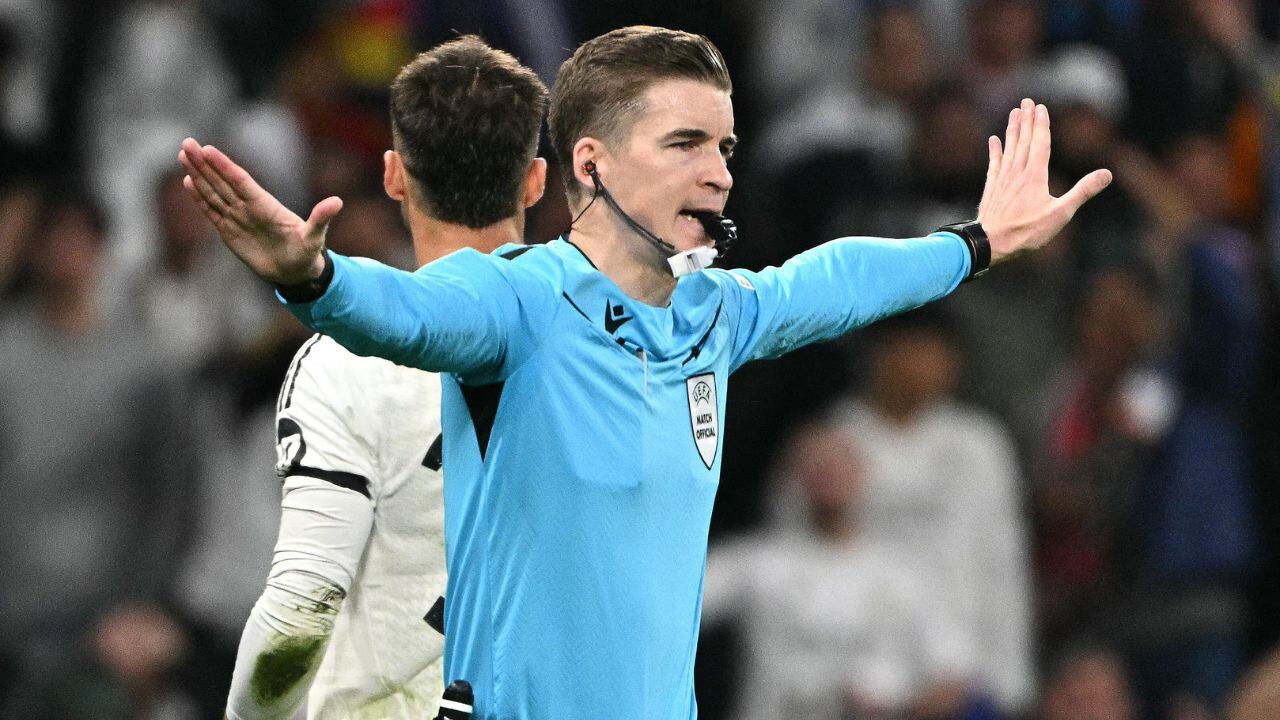 Juez del Madrid vs. Arsenal.