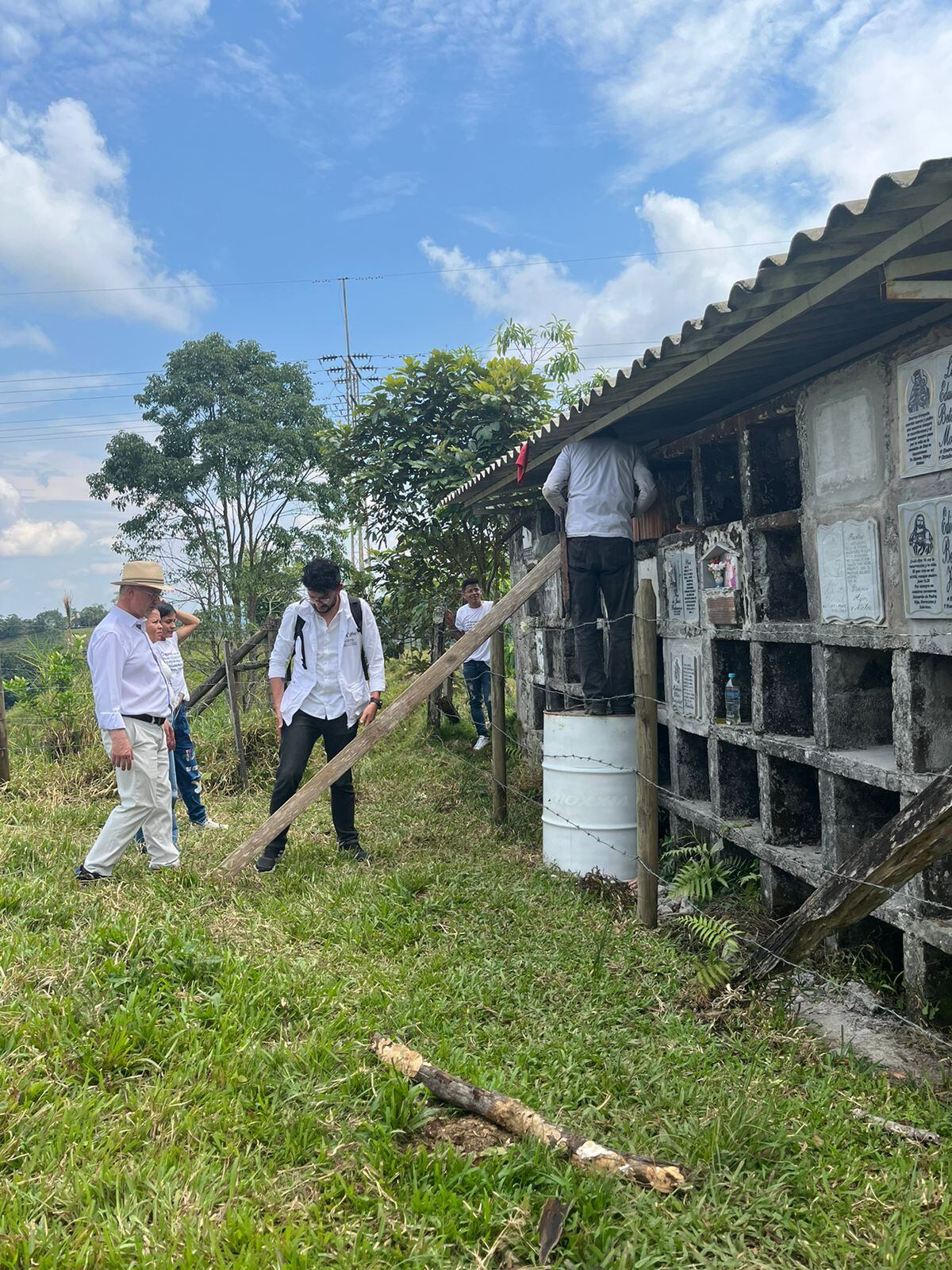 JEP y Unidad de Búsqueda de Desaparecidos entregaron el cuerpo de Olicer Echeverry, campesino desaparecido hace 16 años