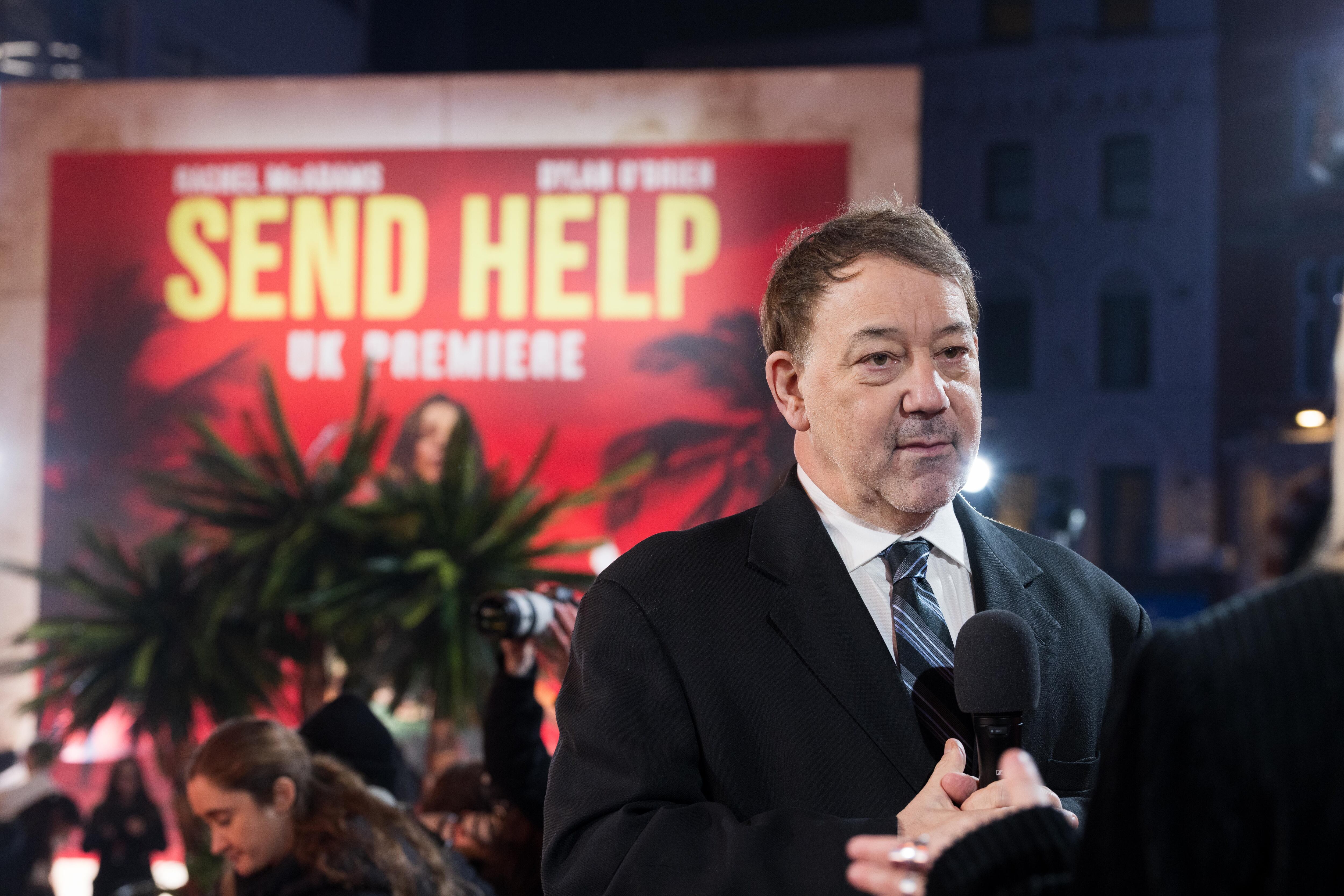 Sam Raimi en la premiere de ¡Ayuda!, en el Odeon Luxe Leicester Square de Londres.. Foto: Still Moving for The Walt Disney Company Limited