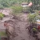 La fuerza de la creciente arrastró lodo, rocas y árboles, dejando múltiples afectaciones en la infraestructura del corregimiento de Santa Inés y varias veredas incomunicadas. Foto: Teleantioquia Noticias.