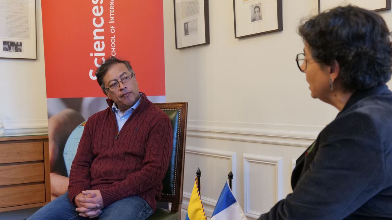 Presidente Gustavo Petro en Universidad de Ciencias Políticas de París