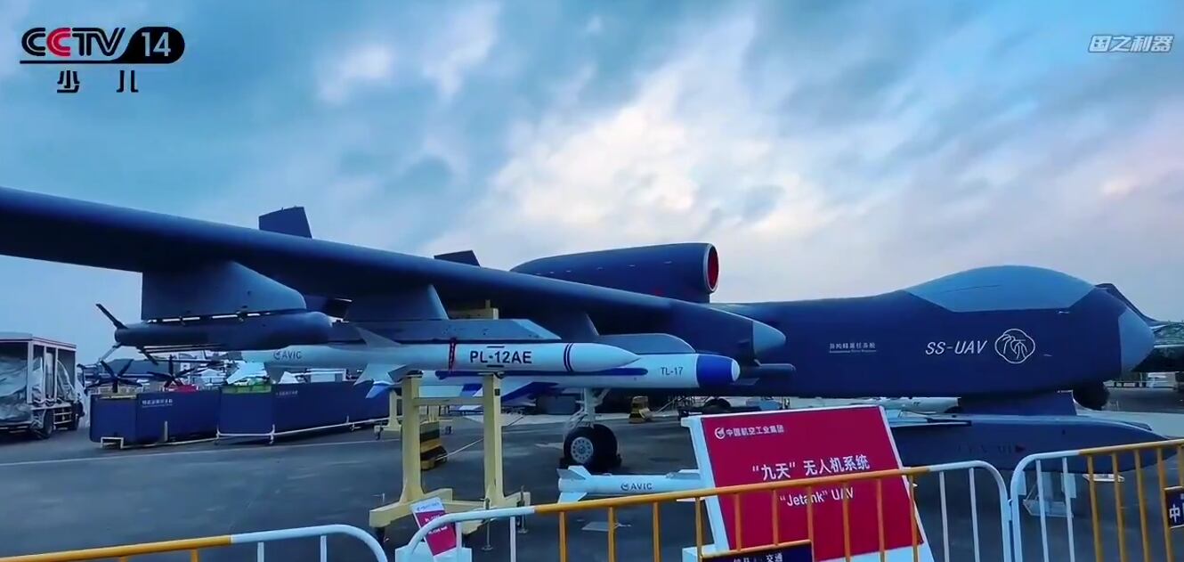 El Jiu Tian es capaz de desplegar un enjambre de drones capaz de doblegar cualquier buque de guerra convencional