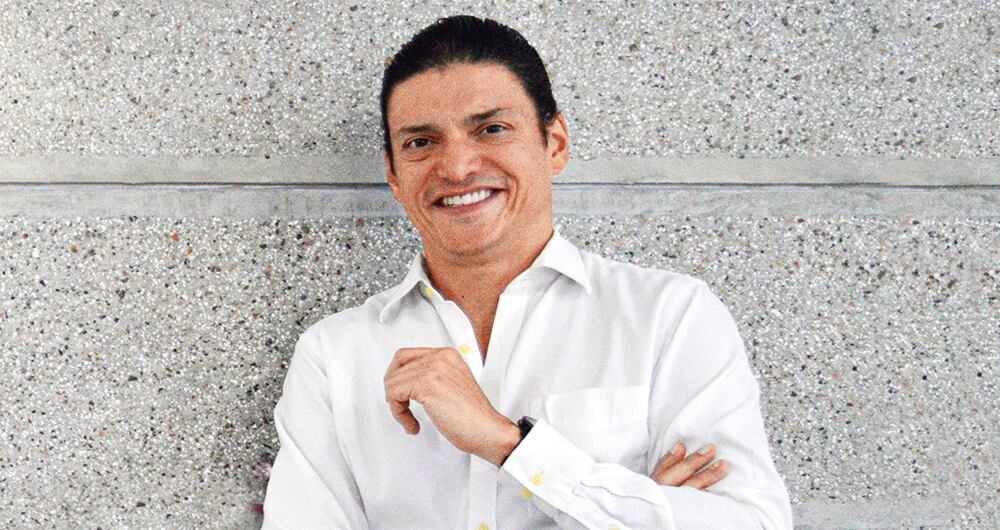 Tito José Crissien Borrero es un administrador de empresas y político colombiano, ​ ministro de Ciencia, Tecnología e Innovación desde el 4 de junio de 2021.