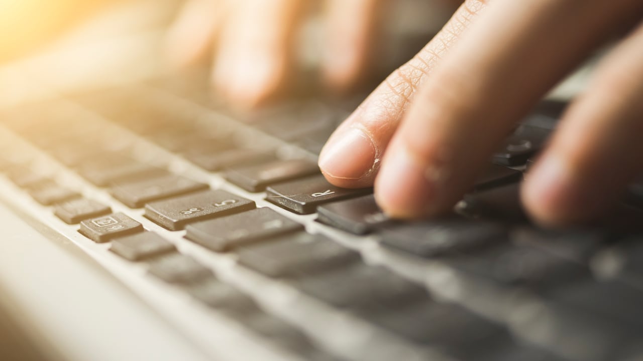 La plataforma ofrece diferentes herramientas para mejorar la búsqueda a los usuarios.