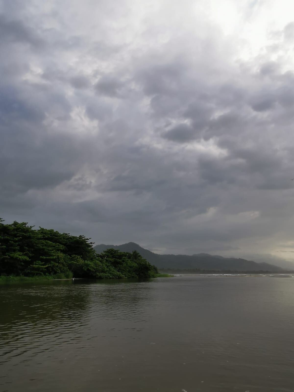 Río Don Diego se junta con el mar