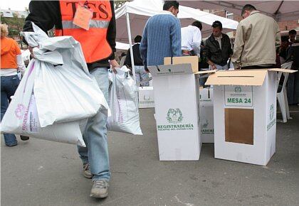 De igual manera, la Policía Bolívar los invita a que participen de esta fiesta democrática de forma masiva y responsable. Además de recordarles, que uniformados estarán atentos a cualquier situación que pueda alterar el orden público.