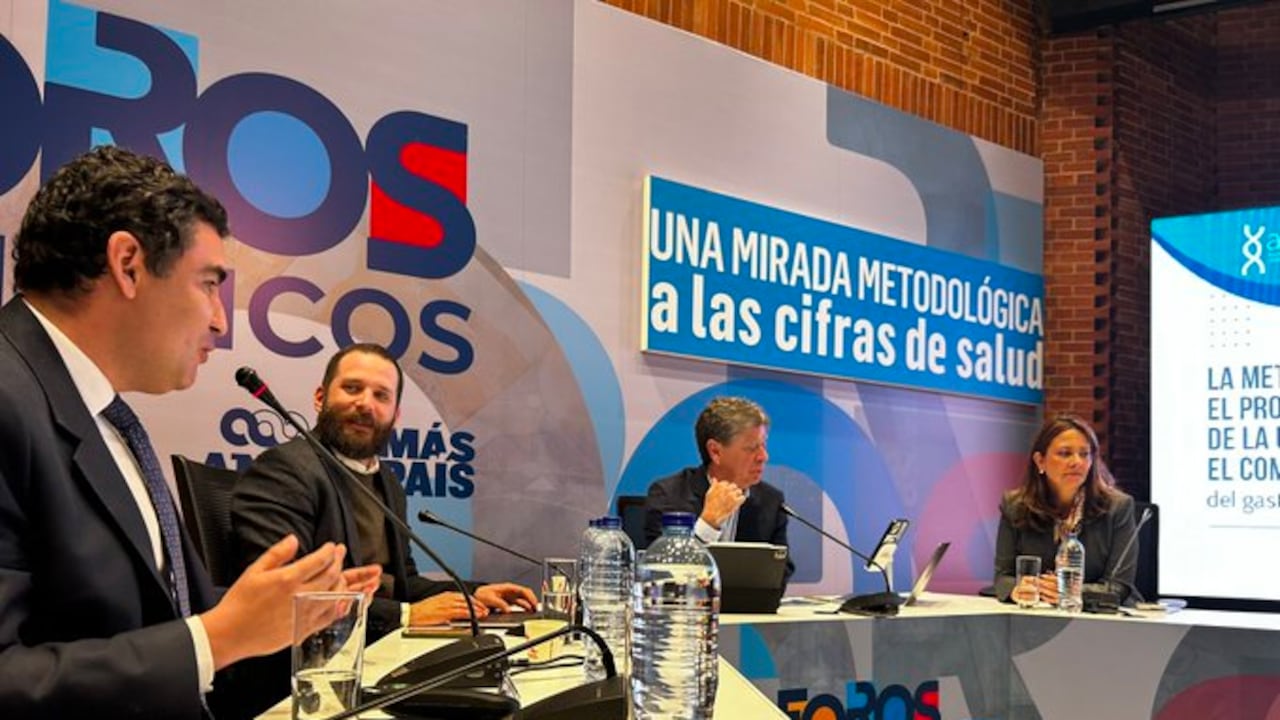 Foro de Acemi y la Andi sobre la crisis del sector de la salud.