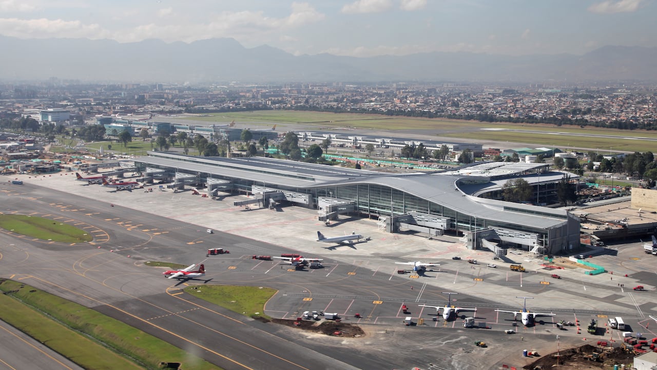 AEROPUERTO EL DORADO
BOGOTA
FOTO ALEJANDRO ACOSTA-REVISTA DINERO