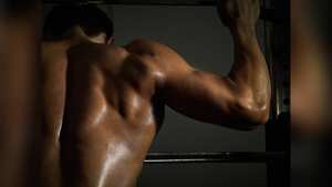 Uno de los mitos sobre ganar masa muscular es que "hay que comer cinco o seis veces, cada tres horas". Foto: GettyImages.