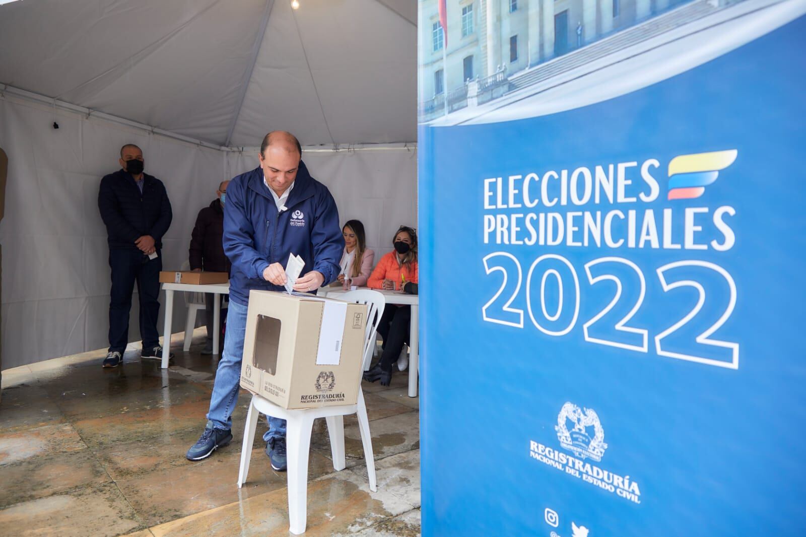 El Defensor del Pueblo, Carlos Camargo, un llamado a los ciudadanos a ejercer su derecho al voto.