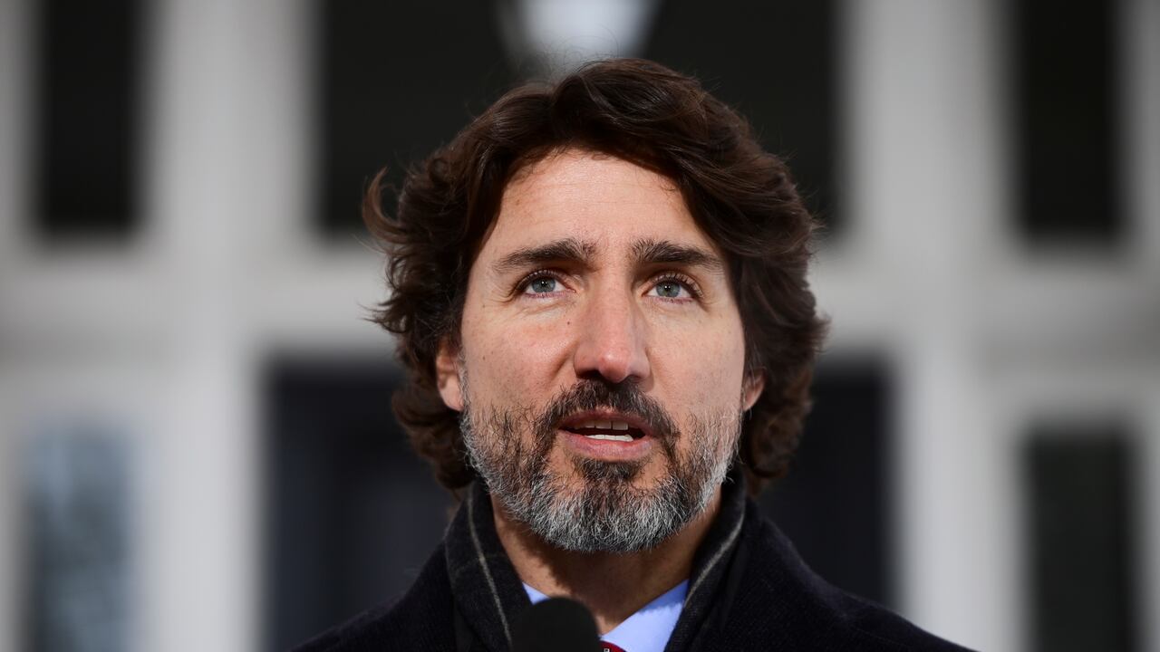 Los dos dirigentes resaltaron que cualquier nueva incursión militar en Ucrania tendría graves consecuencias y costes,