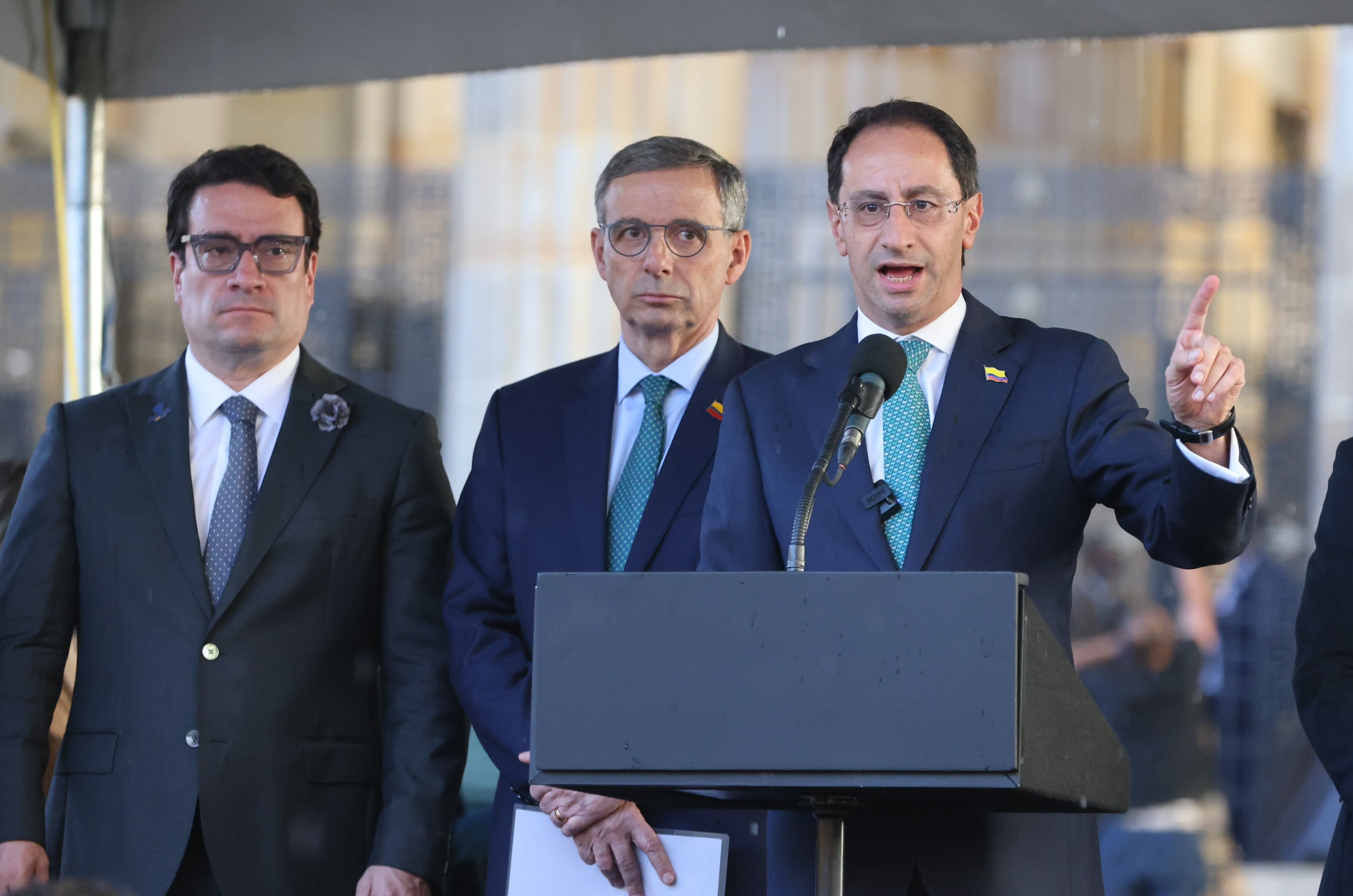 Gobierno de Abelardo De La Espriella radicó la ley de rescate económico