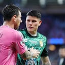 Lionel Messi y el colombiano Daniel Arcila