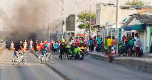 Los bloqueos de vías, quemas de llantas y ataques a las oficinas de la intervenida Electricaribe se han convertido en elementos del paisaje cotidiano en casi todas las ciudades y pequeños municipios de la región.