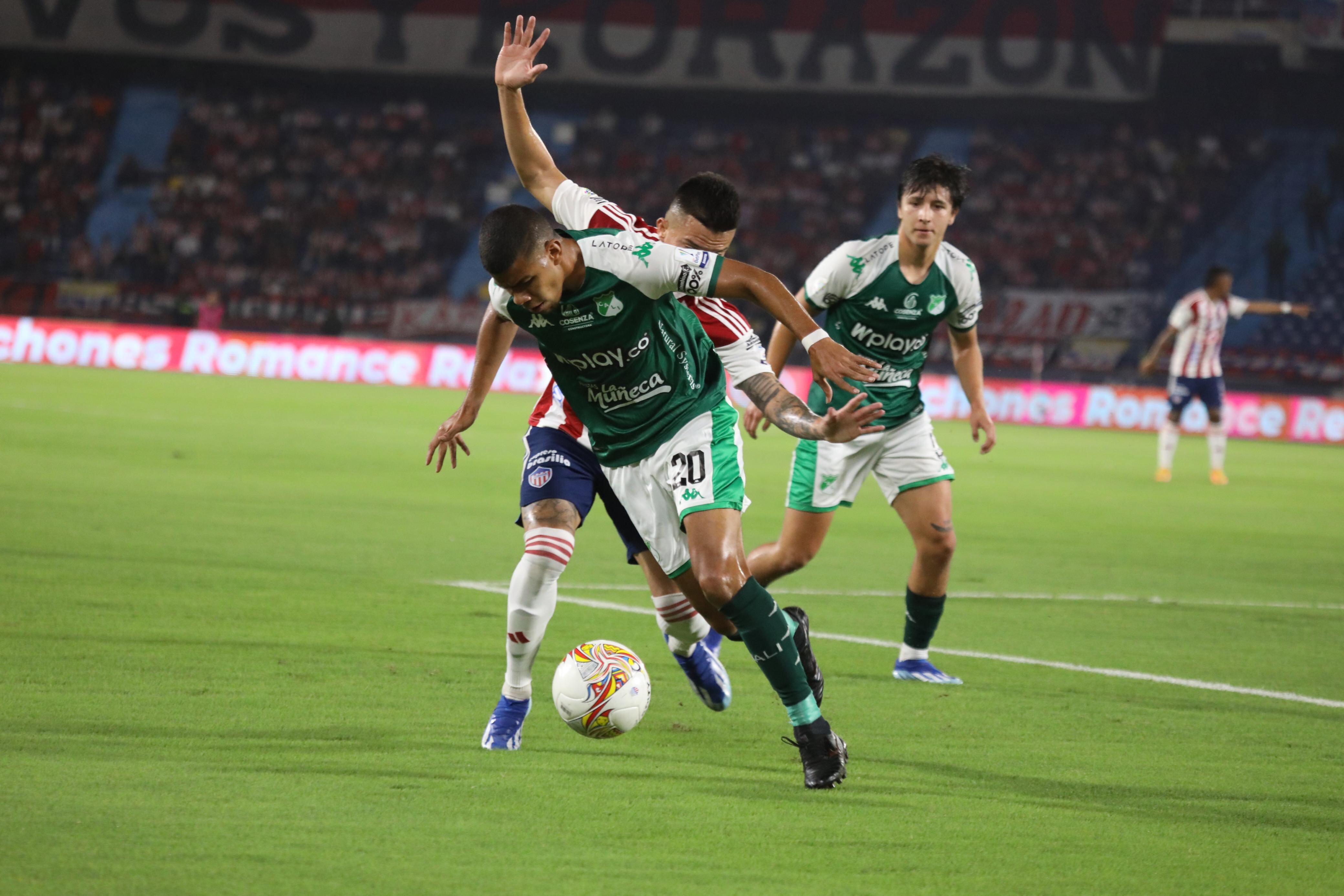 Imagen del partido entre Junior de Barranquilla y Deportivo Cali por la fecha 2 del cuadrangular semifinal del Grupo A.