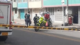 Una riña por una gorra en el barrio Patio Bonito dejó un joven muerto y dos personas detenidas en una jornada electoral donde las autoridades sancionaron 123 establecimientos por incumplir la ley seca.