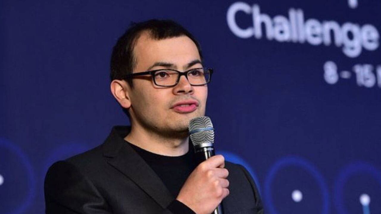 Demis Hassabis pasó por momentos difíciles antes de convertirse en uno de los principales expertos en inteligencia artificial en el mundo.