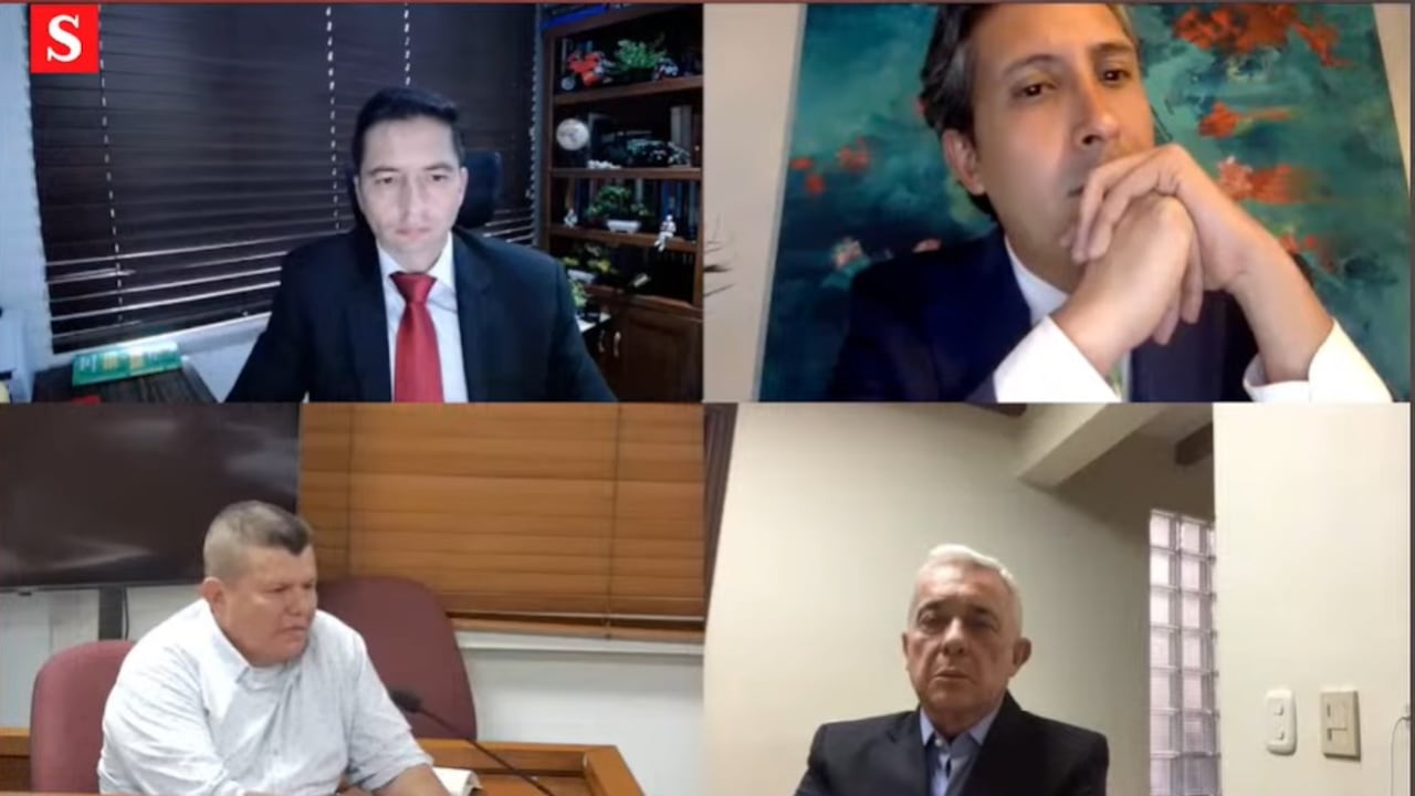 Carlos Eduardo Vélez Callejas, conocido como Caliche, declara en el juicio contra el expresidente Álvaro Uribe Vélez.