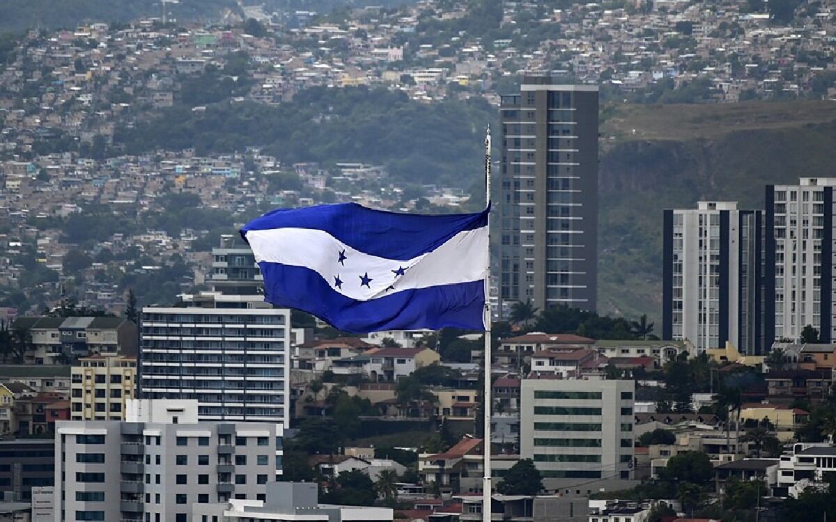 El Partido Nacional (PN, derecha), en el poder desde 2010, espera seguir al mando, ahora a través de su candidato, el actual alcalde de Tegucigalpa, Nasry Asfura.