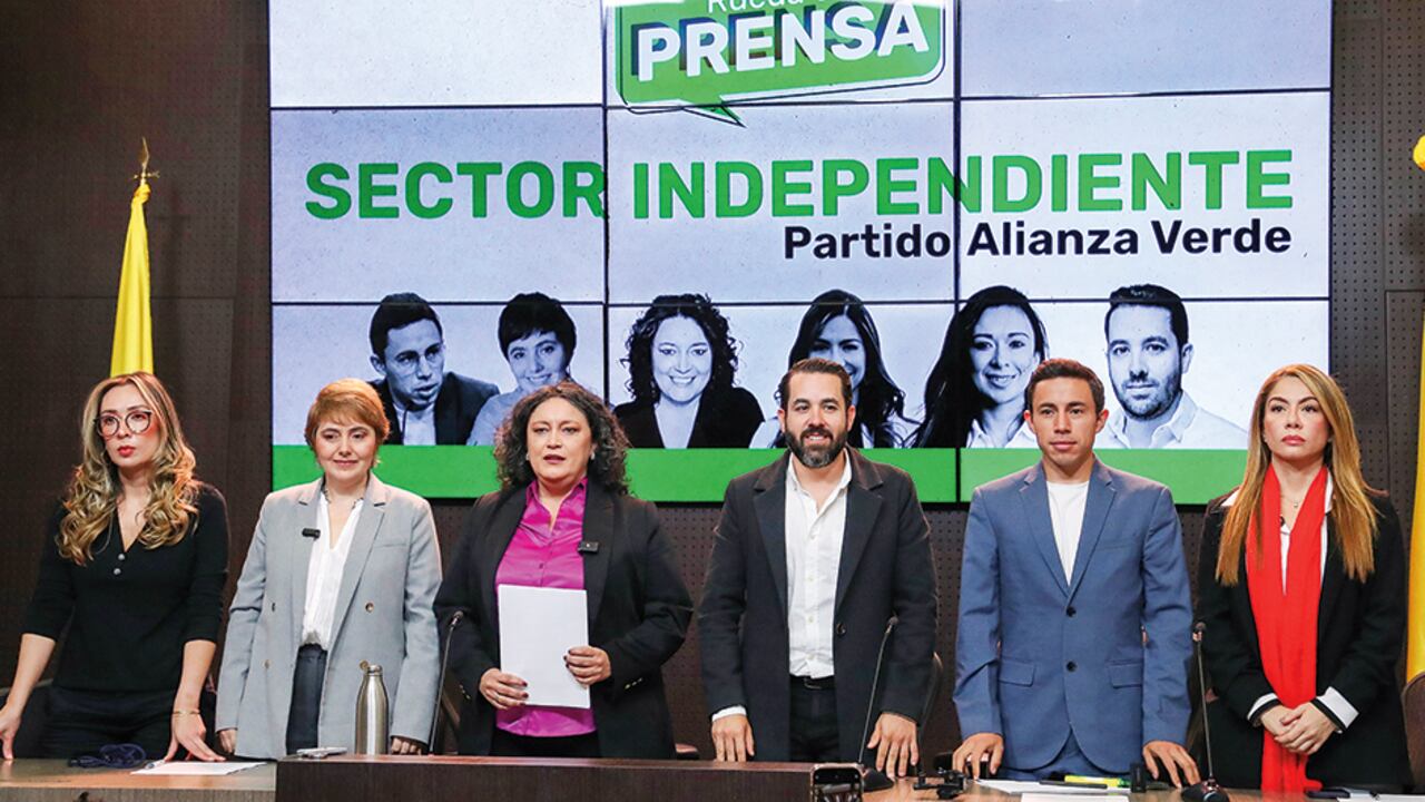 Katherine Miranda, Carolina Giraldo, Angélica Lozano, Alejandro García, Cristian Avendaño y Catherine Juvinao solicitaron la escisión. Claudia López quiere quedarse con el nuevo partido.