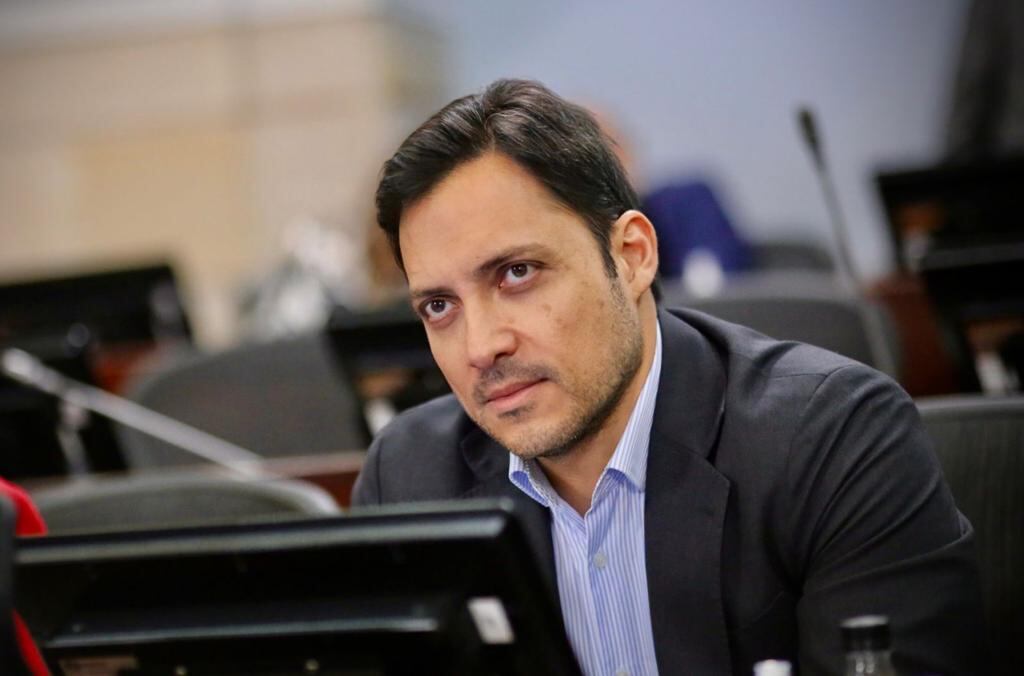 Senador Carlos Fernando Motoa