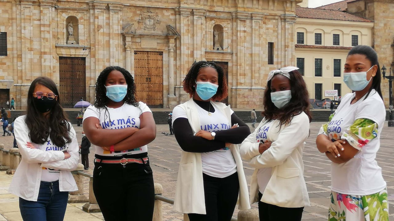 Para celebrar el Día Internacional de la Niña, en Colombia la Fundación PLAN realizó un evento en el Palacio de Justicia con los presidentes de las Cortes.