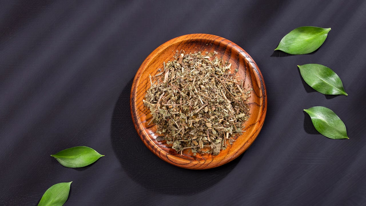 Esta planta medicinal ayuda a tratar distintos problemas de salud.