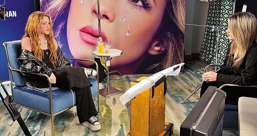    En entrevista con Vicky Dávila en Miami, Shakira señaló que anhela estar en Colombia “y estar cantando otra vez para mi gente. De verdad es un sueño, ojalá se me cumpla rápido”.