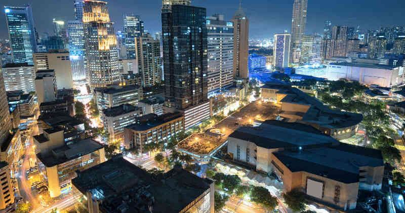 Los hechos ocurrieron en Manila, Filipinas.