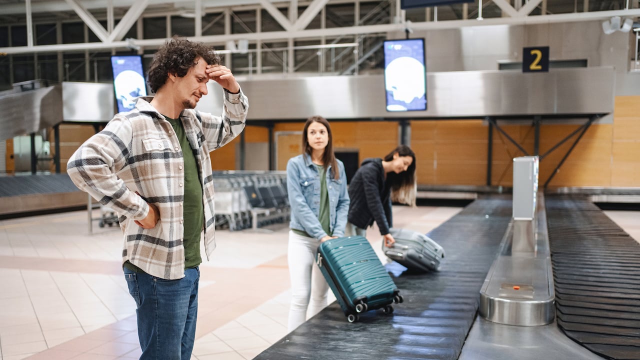 Maleta en el aeropuerto