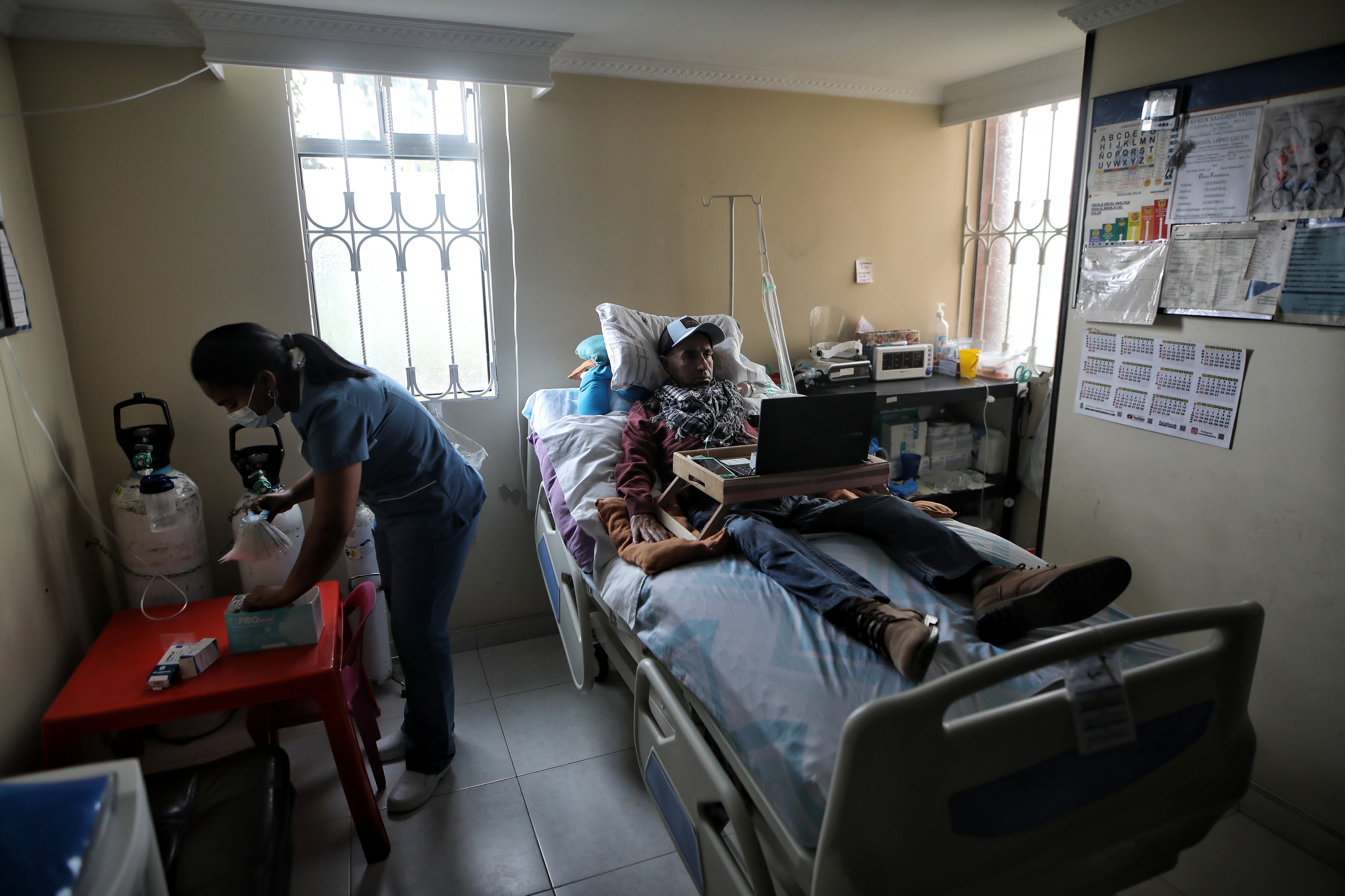 Aferrado a la Vida Efrén Salgado