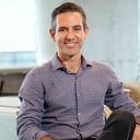 David Vélez y su familia tuvieron que salir de Colombia cuando él tenía 8 años debido a la época de violencia que atravesaba el país.