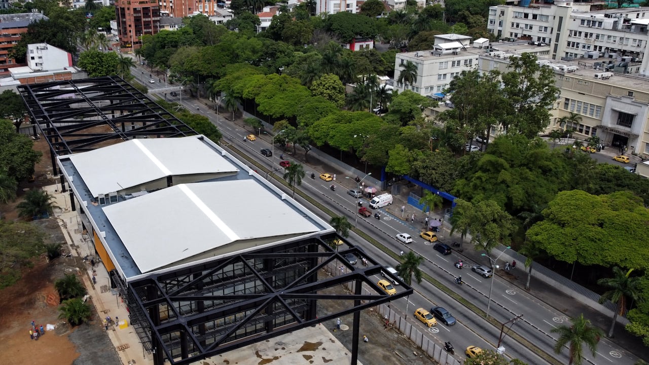 La construcción se está haciendo en el antiguo Club San Fernando, sobre toda la Calle Quinta, en frente del HUV.
La primera fase actualmente se encuentra en construcción, tiene 8000 metros cuadrados y recibe el nombre de Centro Creativo Digítal, según la Alcaldía de Cali.