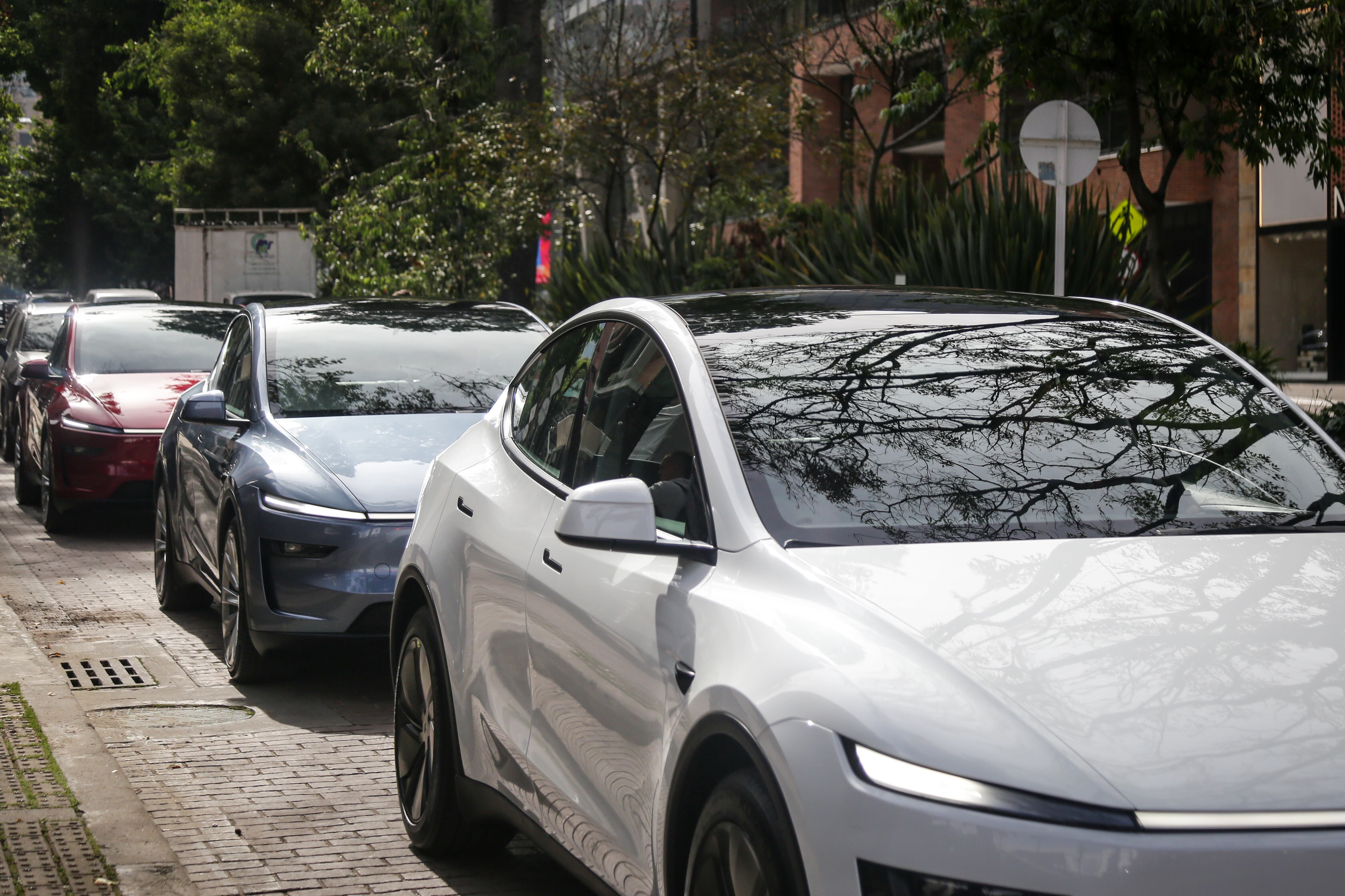 Los primeros vehículos de Tesla se empezarán a entregar en el primer trimestre de 2026.