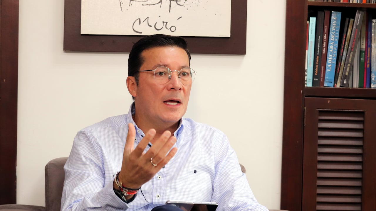 Hernán Penagos registrador nacional del estado civil.