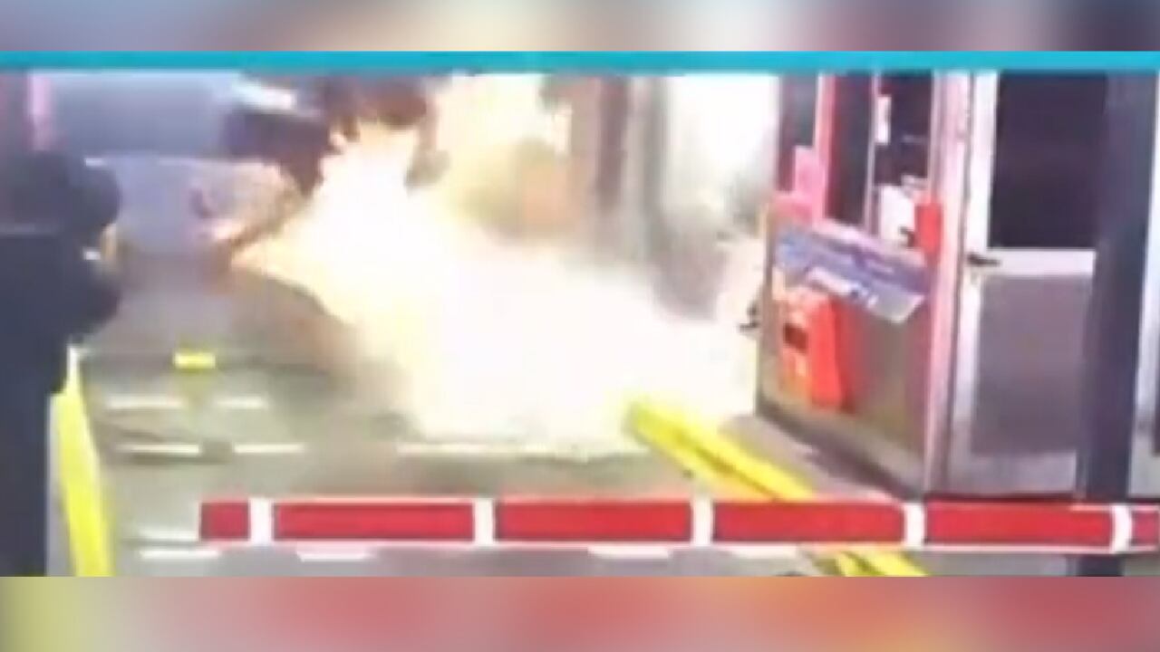 El vehículo era conducido por un hombre de 75 años que murió en el lugar.