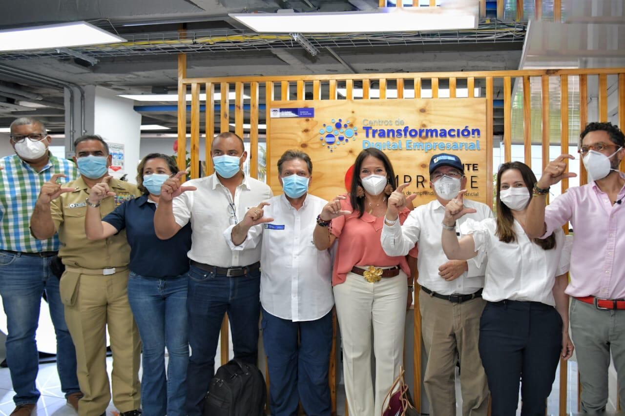 Campaña 'Ayudar nos hace bien'