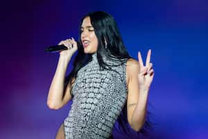 10 de agosto: Dua Lipa se presenta en el escenario principal el primer día del Festival Sziget 2022 en la isla Óbudai-sziget (Foto de Joseph Okpako/WireImage).