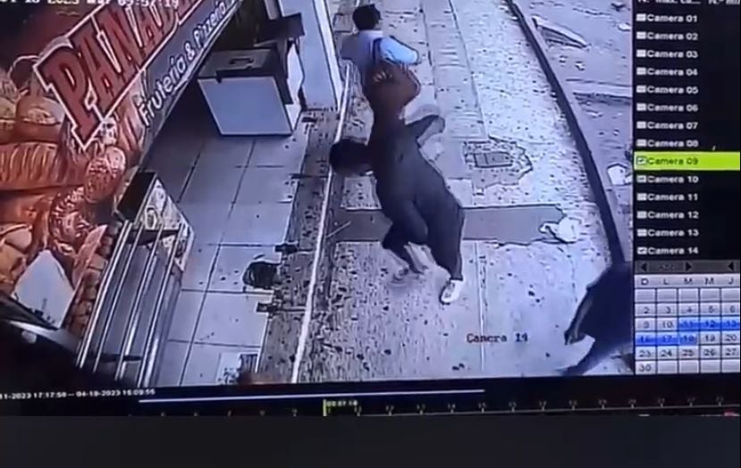 El sospechoso es un sujeto que vestía bermuda y buso oscuro.