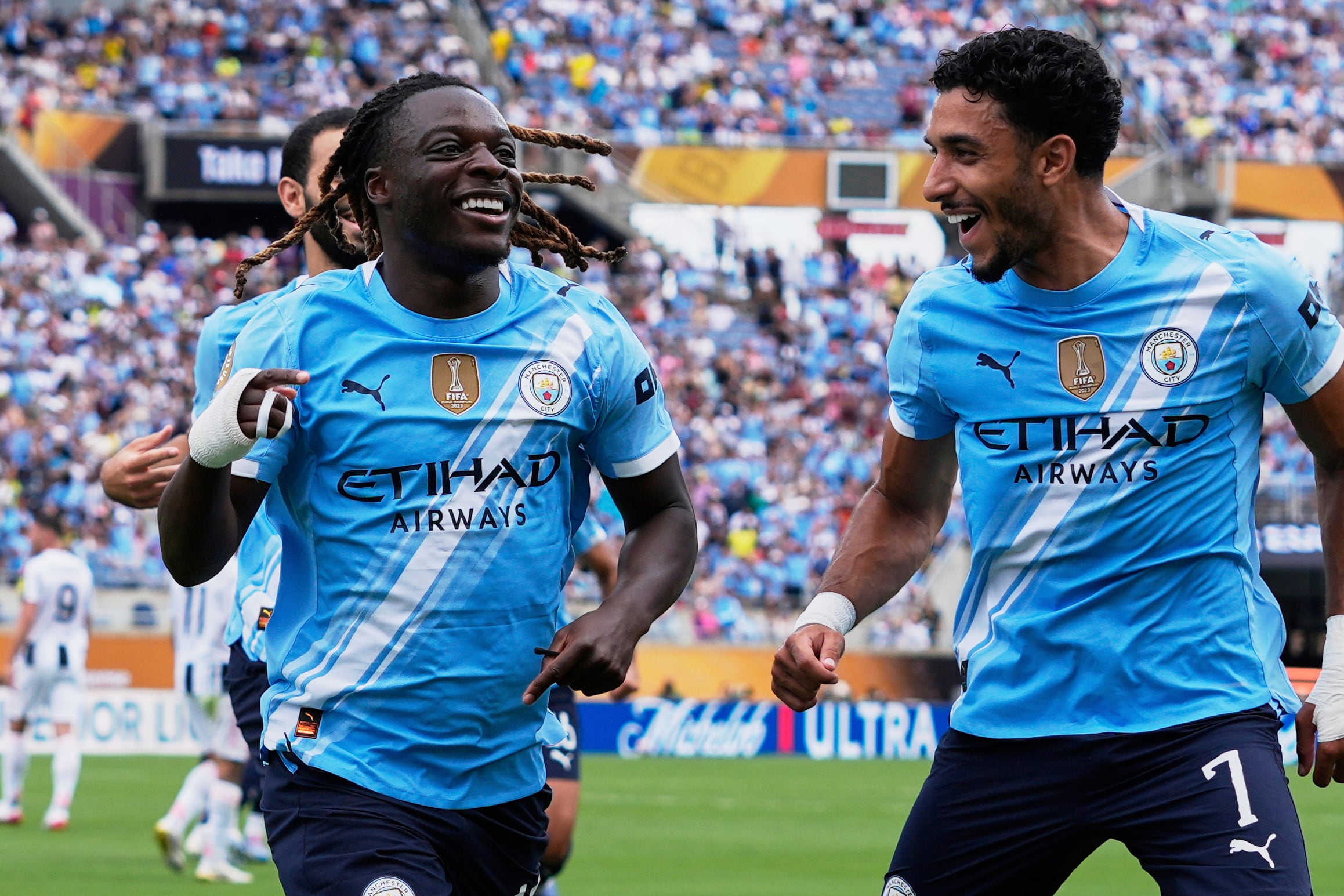 Manchester City celebra en el Mundial de Clubes.