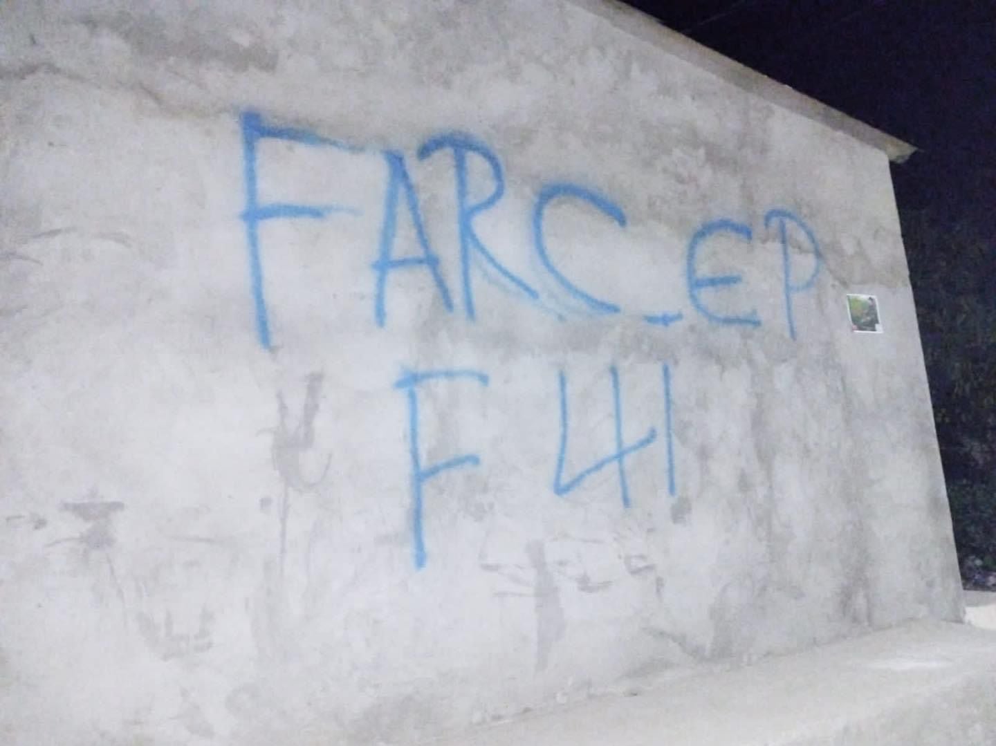 Grafitis en Río de Oro, Cesar