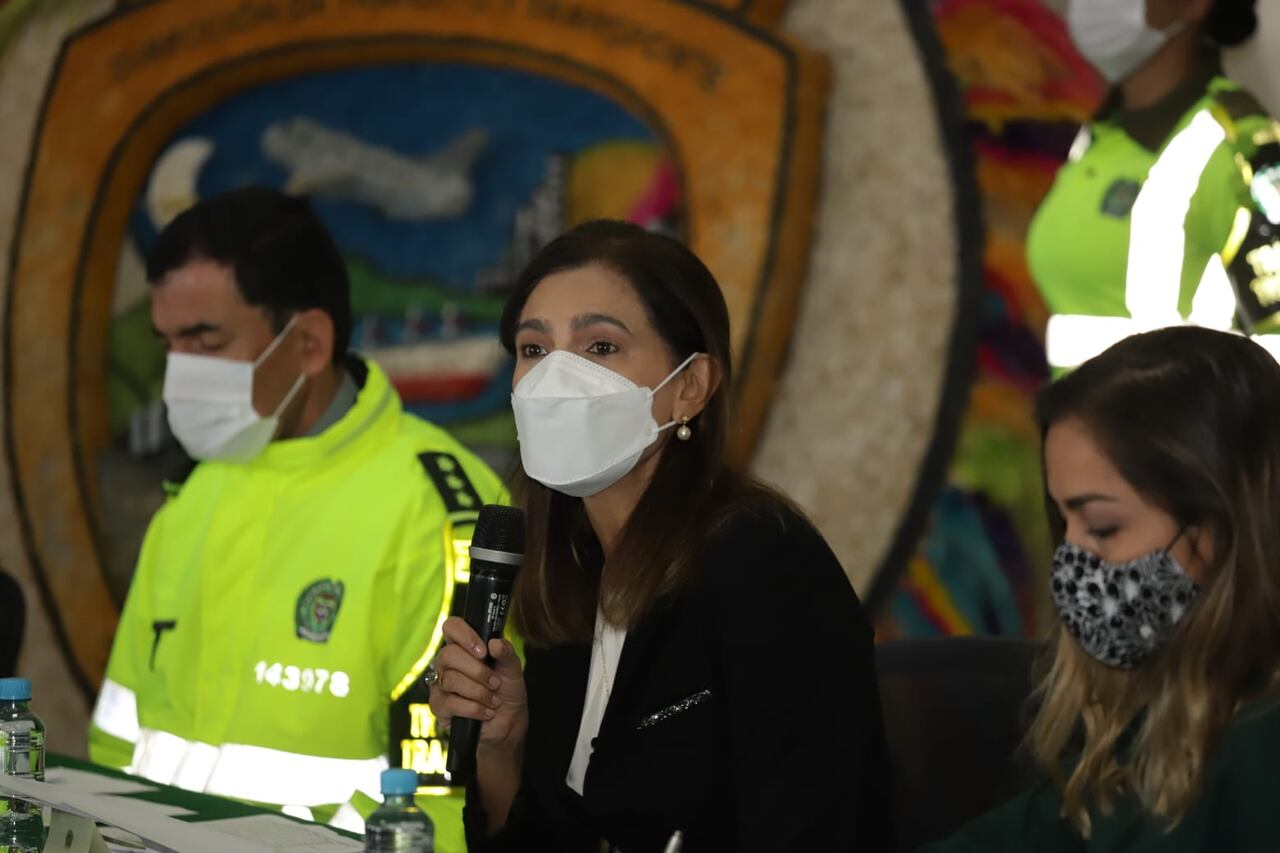 Retorno puente festivo y semana de receso escolar.