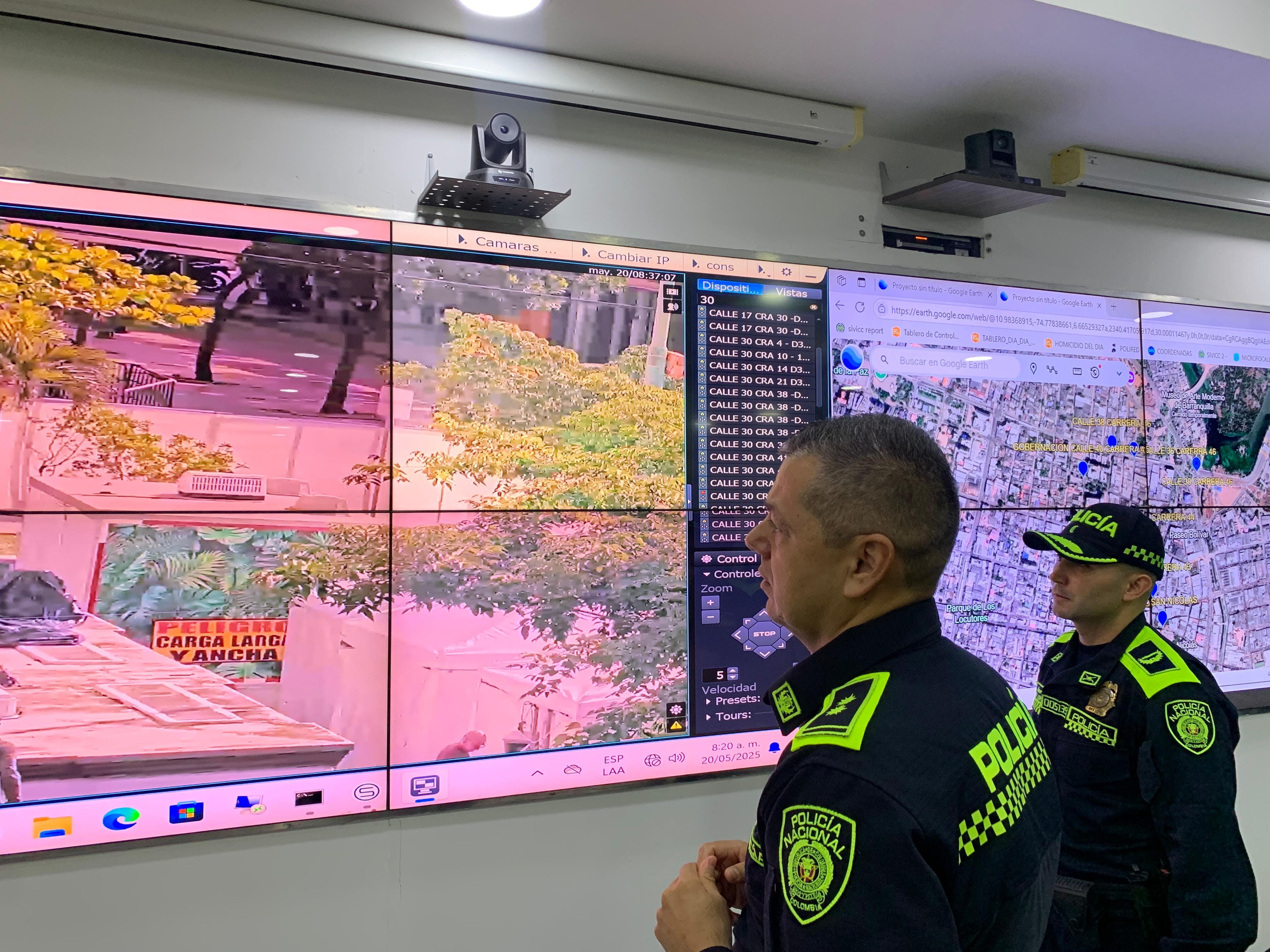 Son más de 1.200 policías encargados de la seguridad.