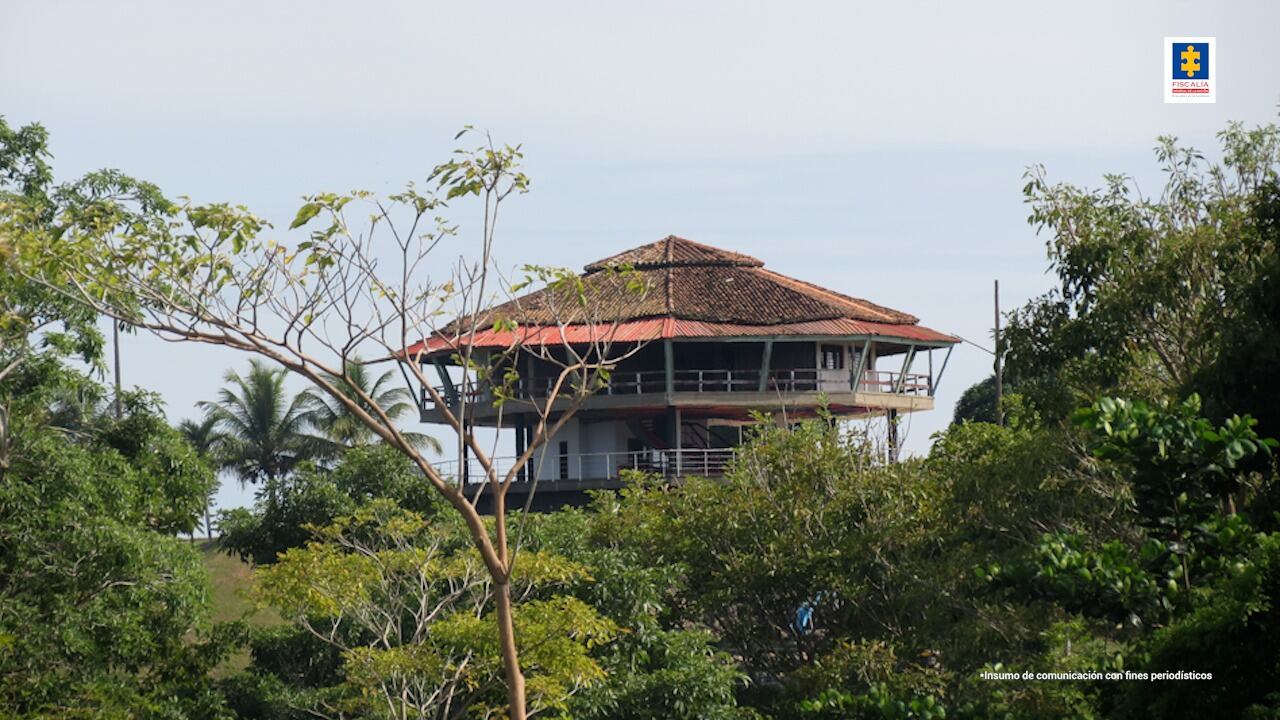 Imponen medidas cautelares a bienes donde las AUC habrían pactado el proyecto político 'Urabá en Paz' financiar el paramilitarismo en la región