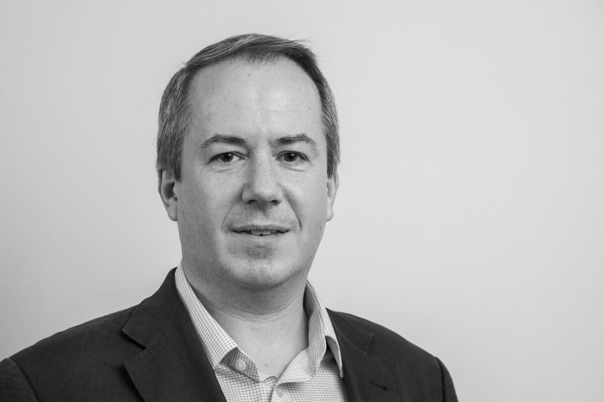 El Filósofo e historiador John Sellars trabaja en el Royal Holloway College de la Universidad de Londres.