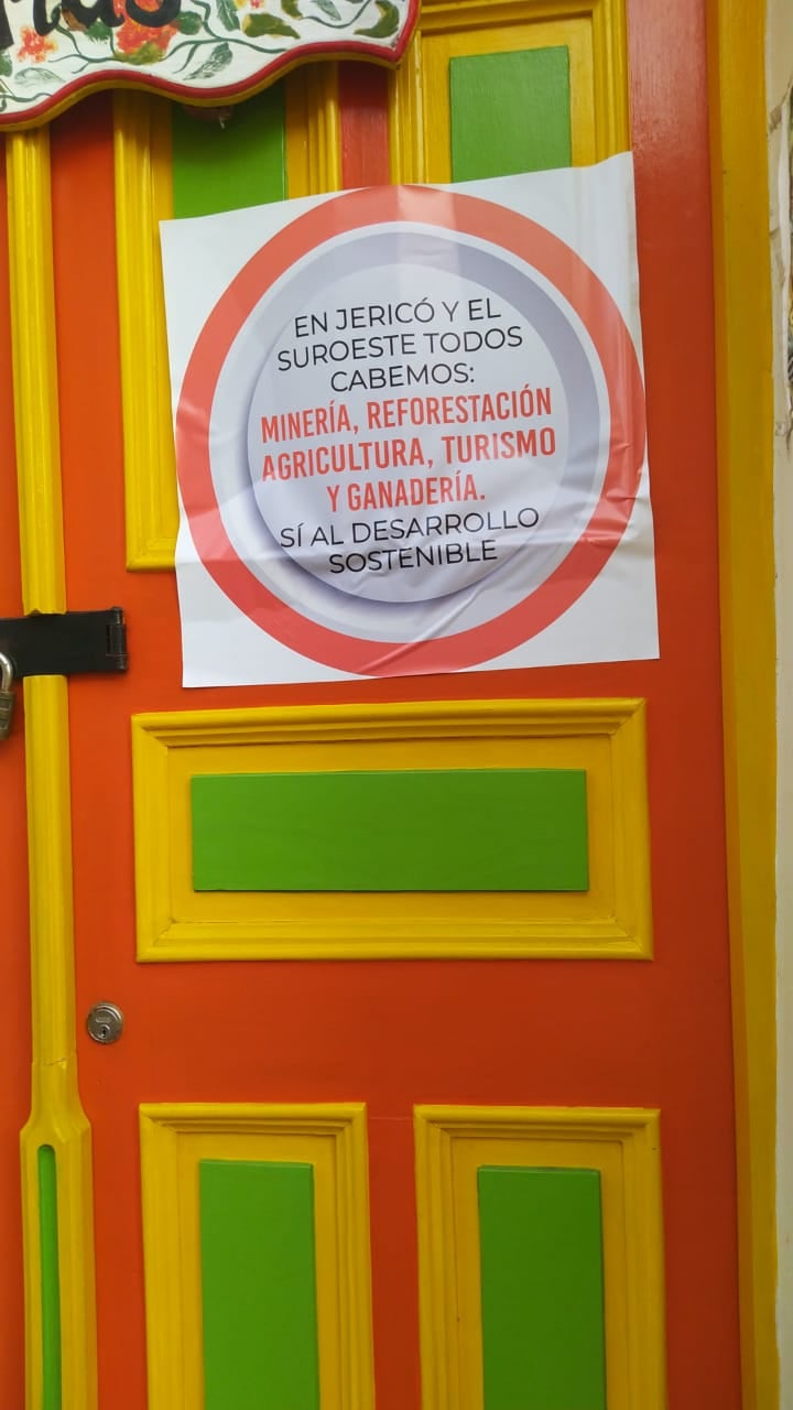 El comercio del municipio también alza su voz.