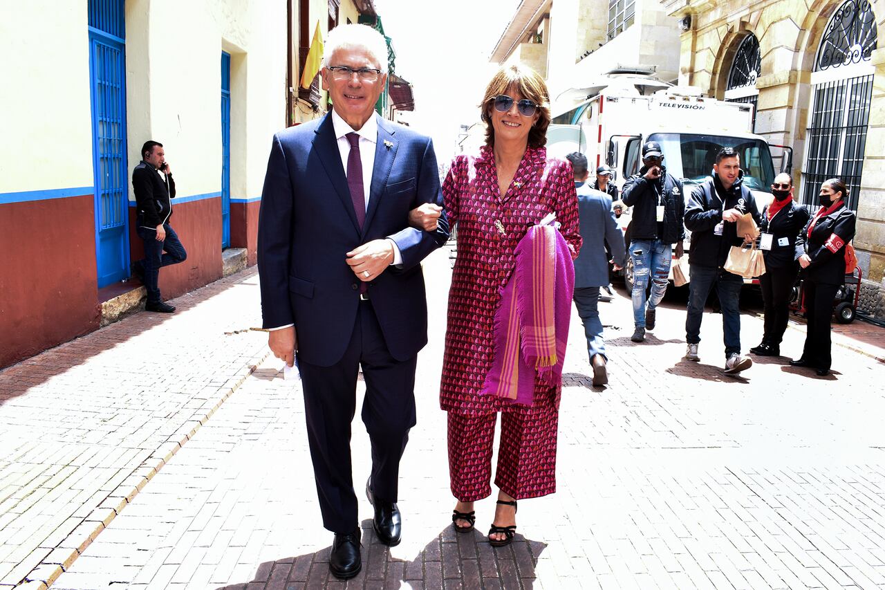 Invitados POSESIÓN GUSTAVO PETRO